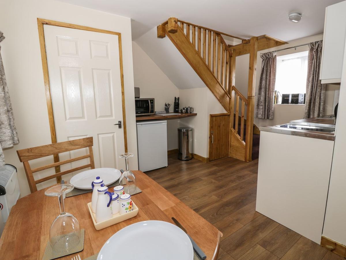 Butchers Arms Cottage Nercwys エクステリア 写真